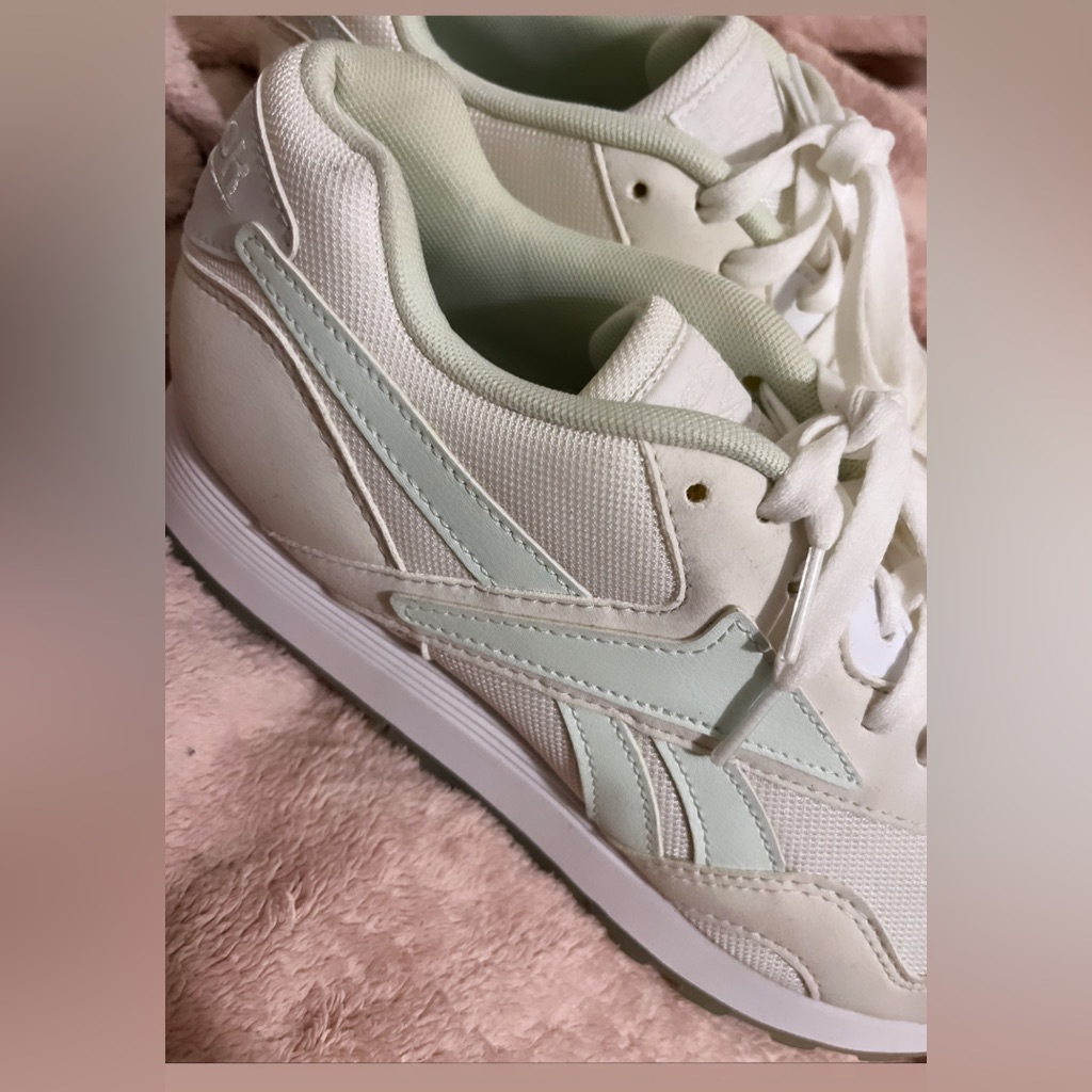 Reebok And Accessory Bundle